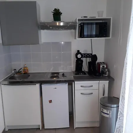 Centre De Apartment *