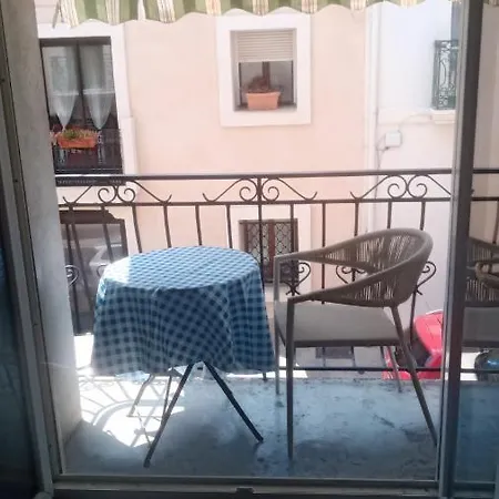 Apartment Centre De *